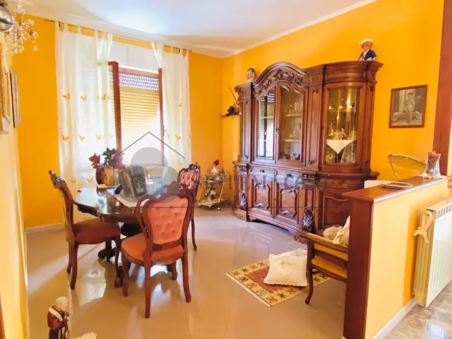 Immagine 9 di Villa in vendita  in Via 1º Maggio 12 a Follo