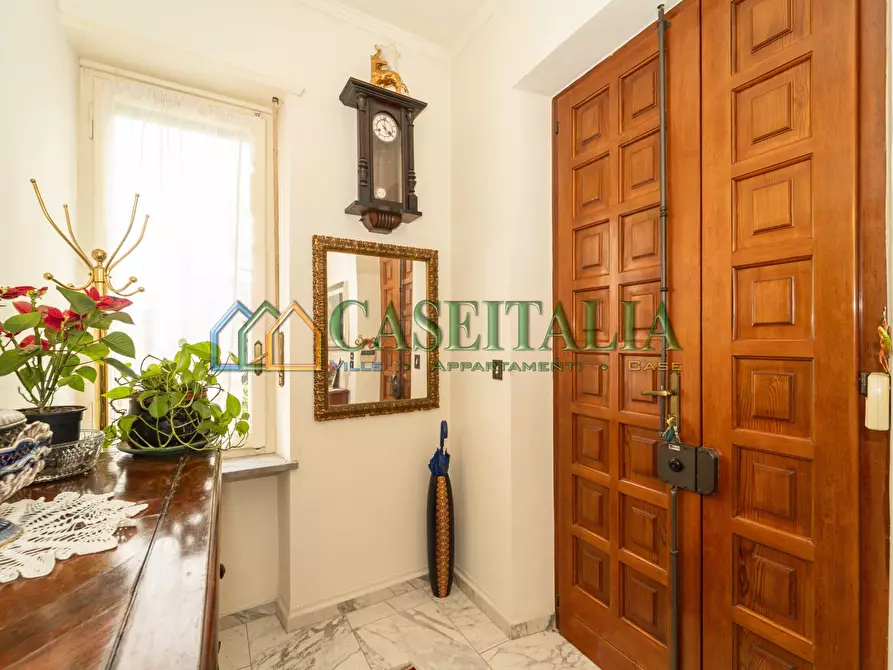 Immagine 6 di Pentalocale in vendita  in Via Ulzio 9 a Rivoli