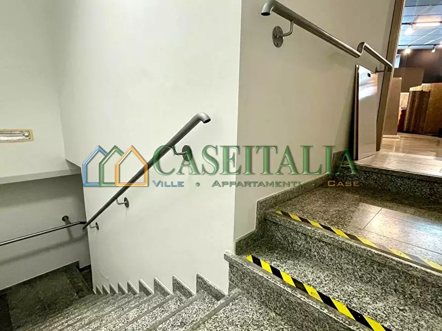 Immagine 19 di Locale commerciale in affitto  in Corso Roma 25 a Moncalieri
