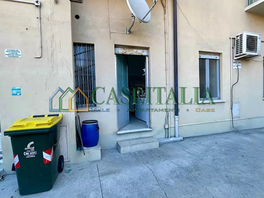 Immagine 26 di Bar / Ristorante in vendita  in Via Foligno 71 a Torino