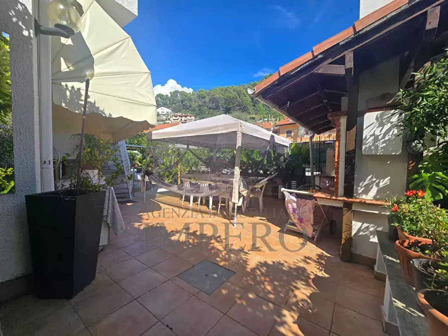 Immagine 8 di Villa in vendita  in Via Luciano Veziano 10 a Ventimiglia
