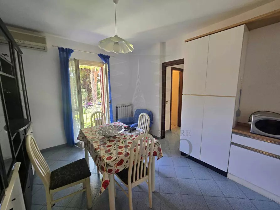 Immagine 9 di Trilocale in vendita  in Via Romana 100 a Bordighera