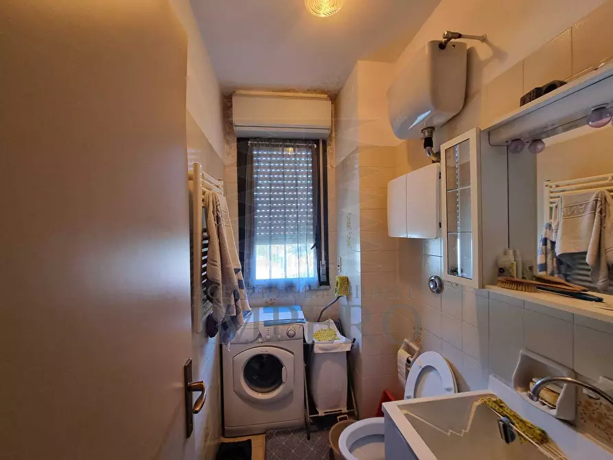 Immagine 21 di Pentalocale in vendita  in Via Garibbe 5 a Vallecrosia