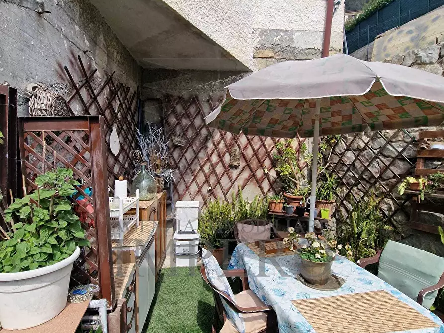Immagine 3 di Porzione di casa in vendita  in Via Tremola 11 a Ventimiglia
