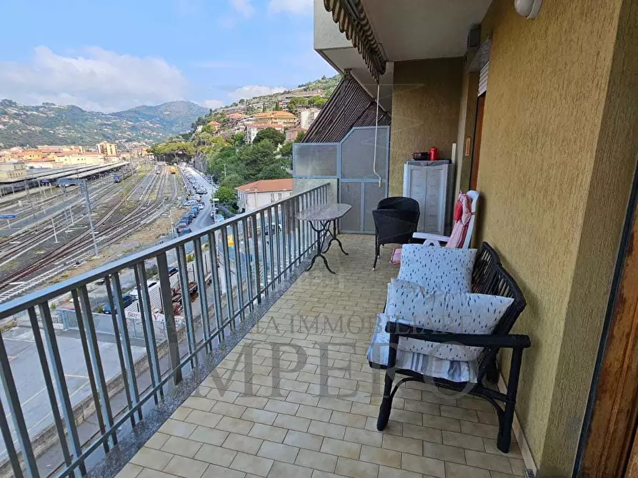 Immagine 8 di Quadrilocale in vendita  in Via San Secondo 50 a Ventimiglia