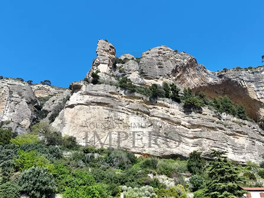 Immagine 18 di Trilocale in vendita  in Corso Limone Piemonte 112 a Ventimiglia