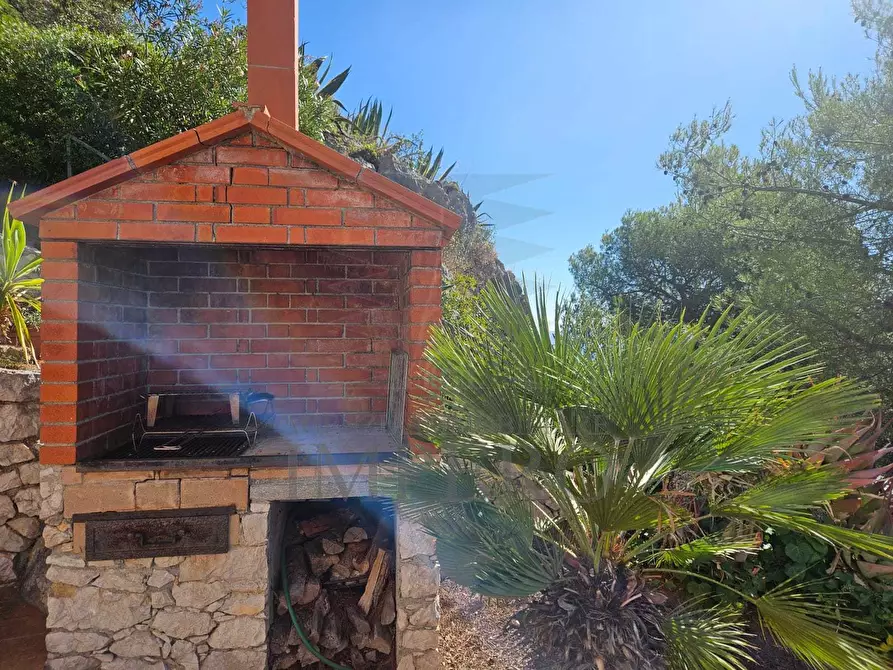 Immagine 29 di Villa in vendita  in Via Woronof a Ventimiglia