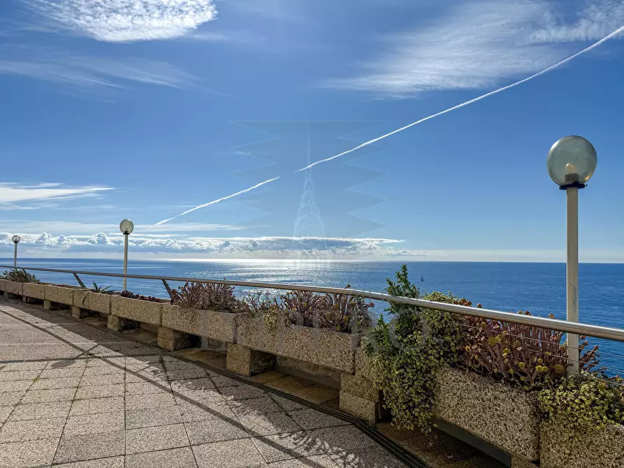 Immagine 30 di Pentalocale in vendita  in Corso Mentone 79 a Ventimiglia