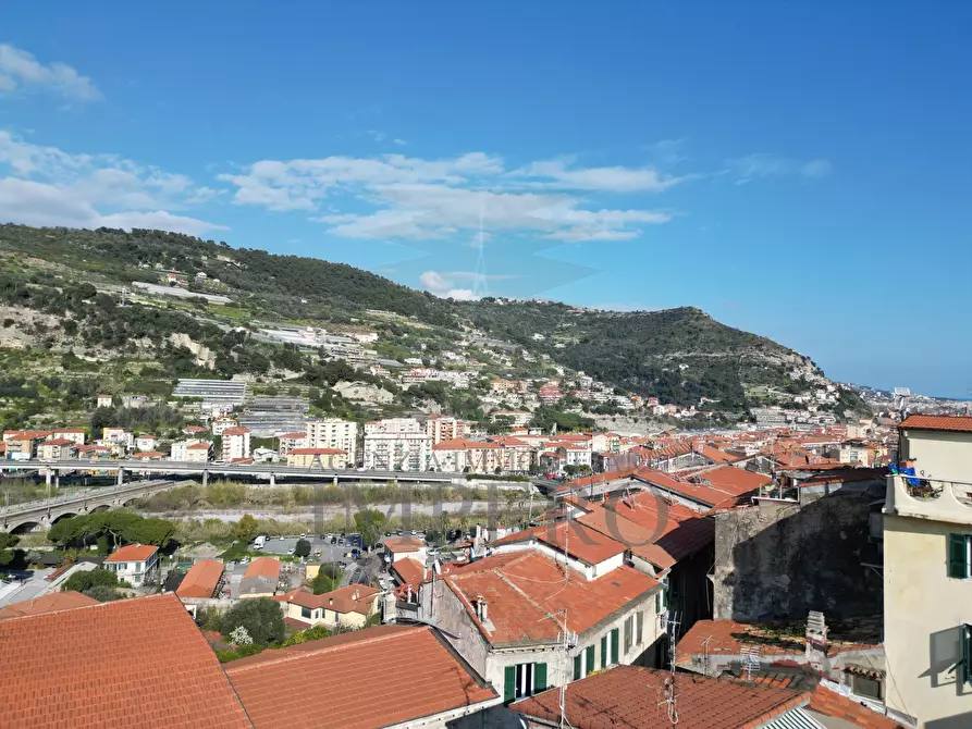 Immagine 27 di Trilocale in vendita  in Via Giuseppe Garibaldi 26 a Ventimiglia