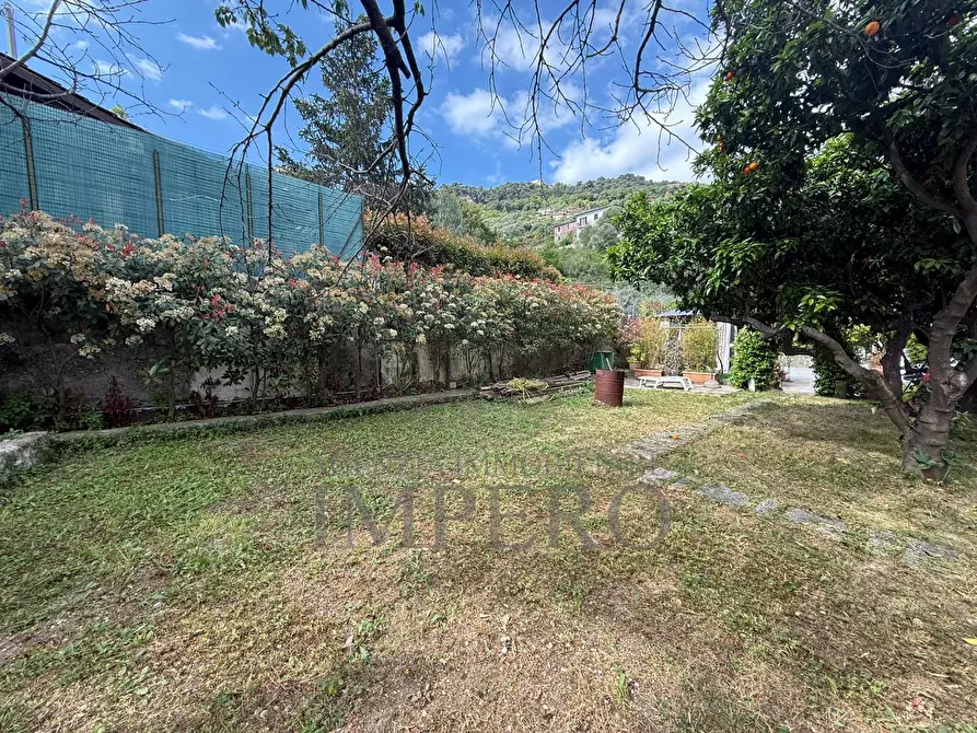 Immagine 11 di Porzione di casa in vendita  in Via Gallardi 75 a Ventimiglia