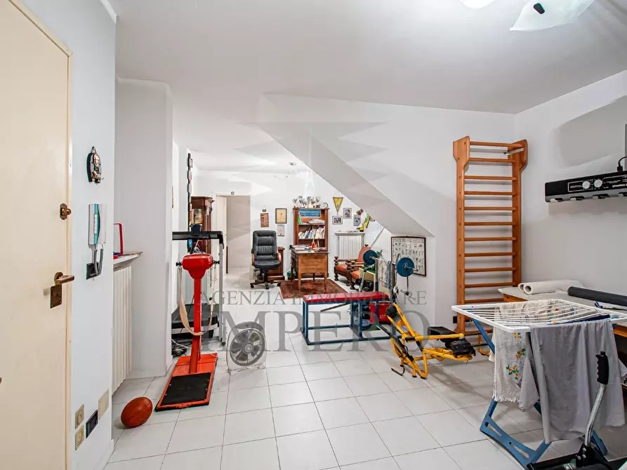 Immagine 8 di Pentalocale in vendita  in Via Romana 88 a Bordighera