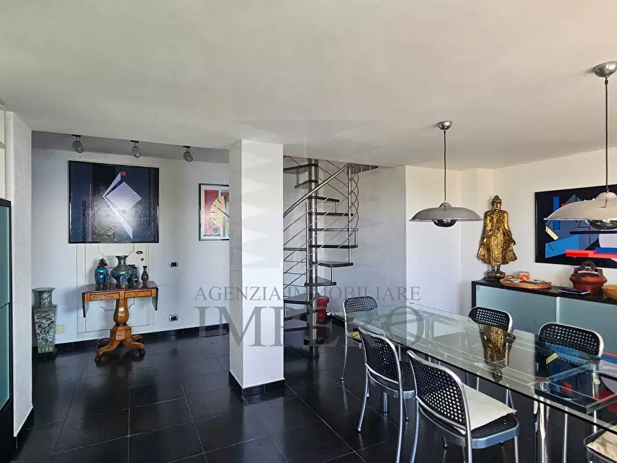 Immagine 6 di Villa in vendita  in Via Woronof a Ventimiglia