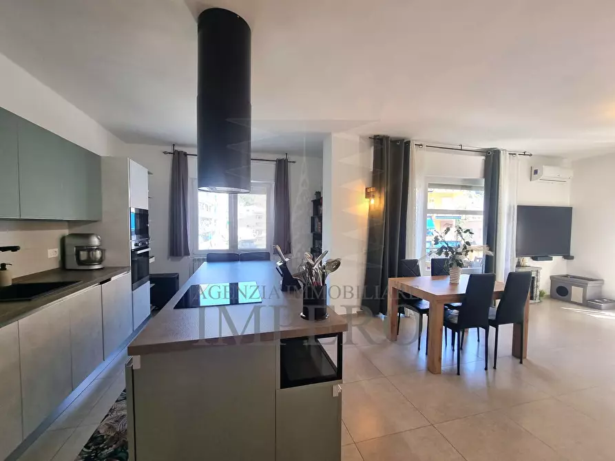 Immagine 6 di Quadrilocale in vendita  in Via Roma 60 a Ventimiglia
