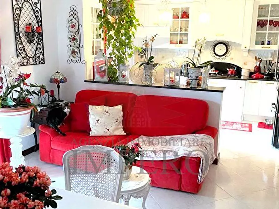 Immagine 20 di Quadrilocale in vendita  in Via Eugenio Montale a Ventimiglia