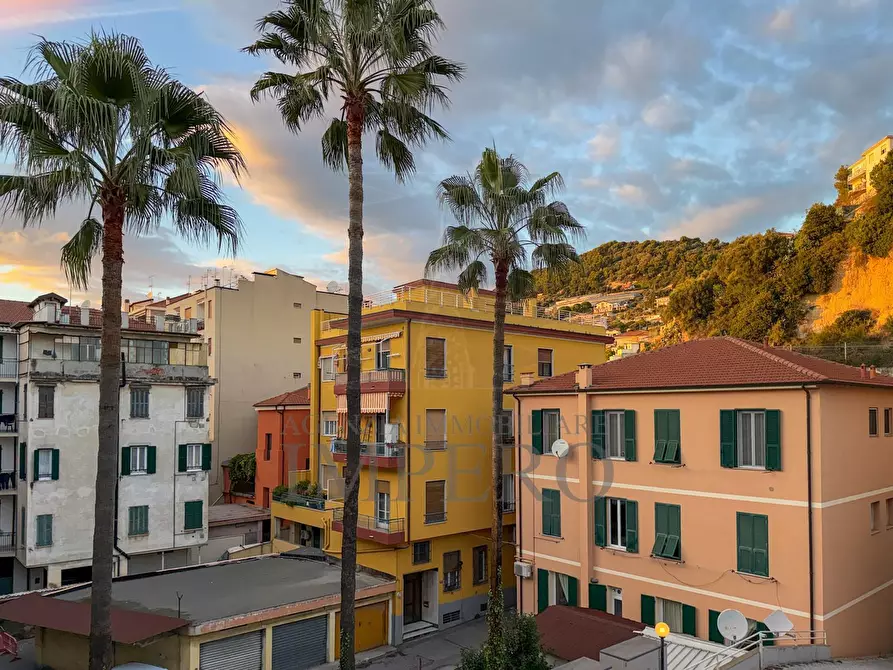 Immagine 3 di Bilocale in vendita  in Via Sottoconvento 51 a Ventimiglia