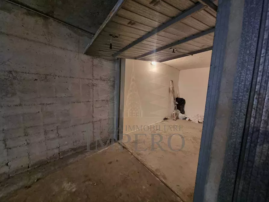 Immagine 7 di Garage in vendita  in Via Asse 85 a Ventimiglia