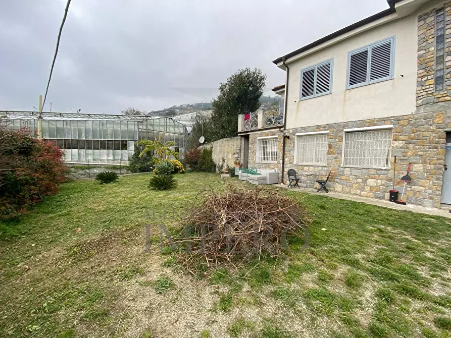 Immagine 14 di Villa in vendita  in strada ospedaletti 52 a Ospedaletti