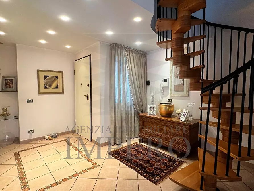 Immagine 8 di Pentalocale in vendita  in Corso Vittorio Emanuele 236 a Camporosso