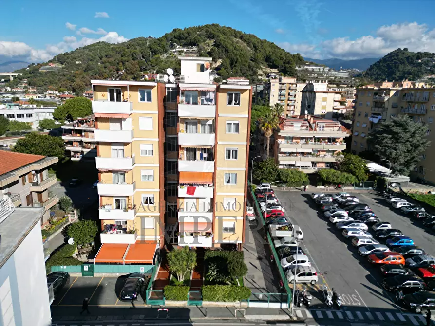 Immagine 1 di Quadrilocale in vendita  in Via S.Vincenzo 144 a Vallecrosia