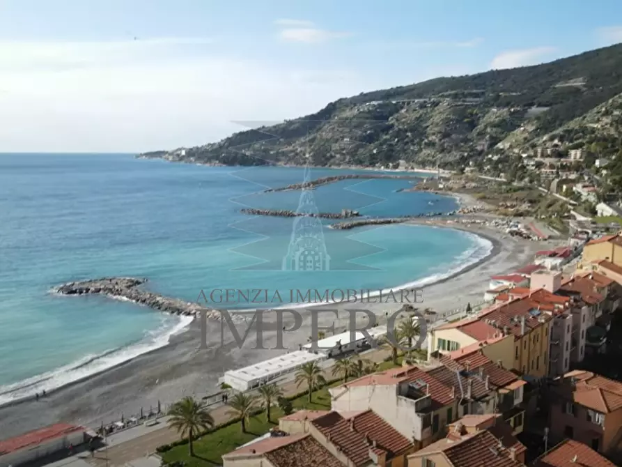 Immagine 75 di Albergo/B&B/Residence in vendita  in via regina margherita 97 a San Remo