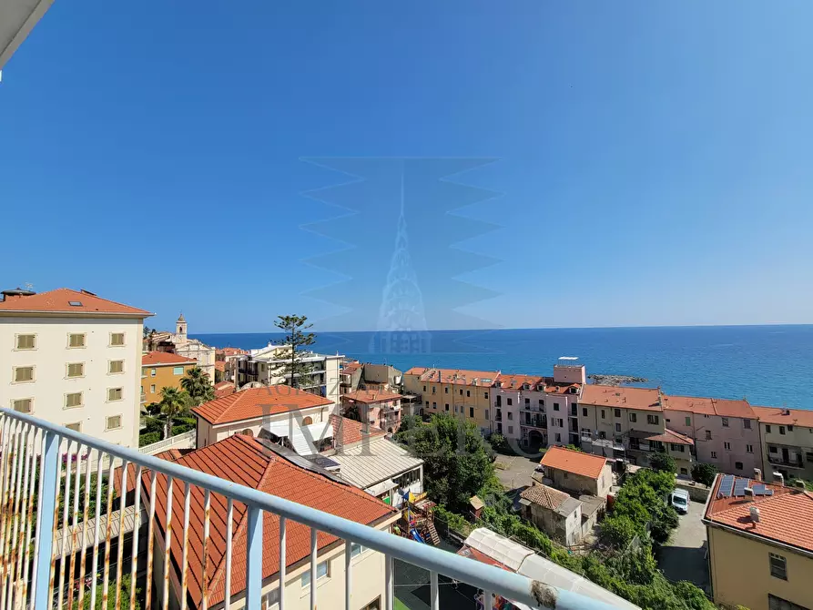 Immagine 39 di Albergo/B&B/Residence in vendita  in via regina margherita 97 a San Remo