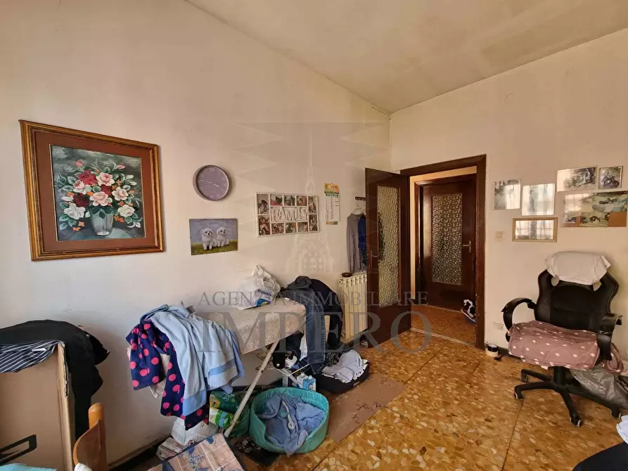 Immagine 10 di Trilocale in vendita  in Via Colonnello Aprosio 82 a Vallecrosia