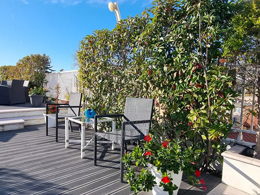 Immagine 31 di Attico in vendita  in Via G. Matteotti 1 a Ventimiglia