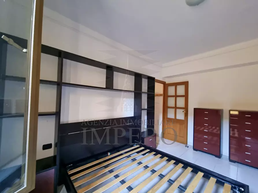 Immagine 12 di Trilocale in vendita  in Via Aprosio 3 a Ventimiglia