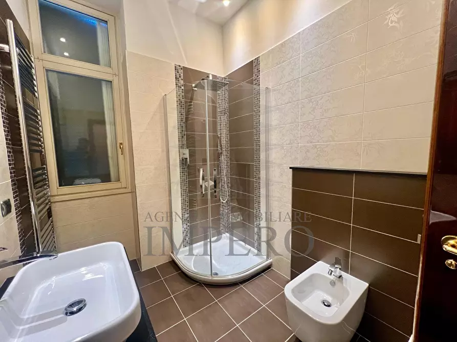 Immagine 17 di Quadrilocale in vendita  in Corso Italia 100 a Bordighera