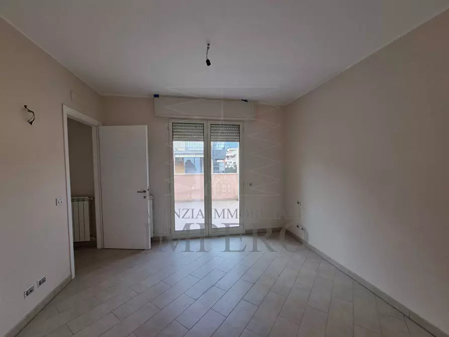 Immagine 14 di Bilocale in vendita  in passeggiata trento trieste 39 a Ventimiglia