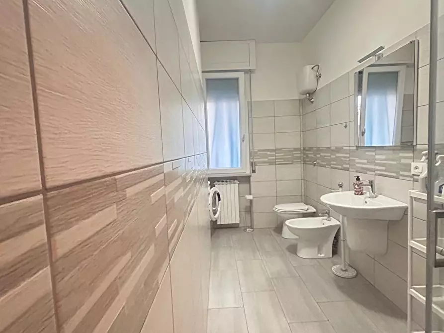 Immagine 10 di Trilocale in affitto  in Viale Maiella 23/A a Francavilla Al Mare