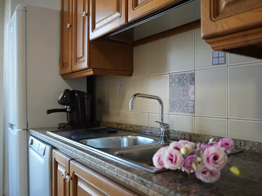 Immagine 8 di Pentalocale in affitto  in Viale Maiella 23/A a Francavilla Al Mare