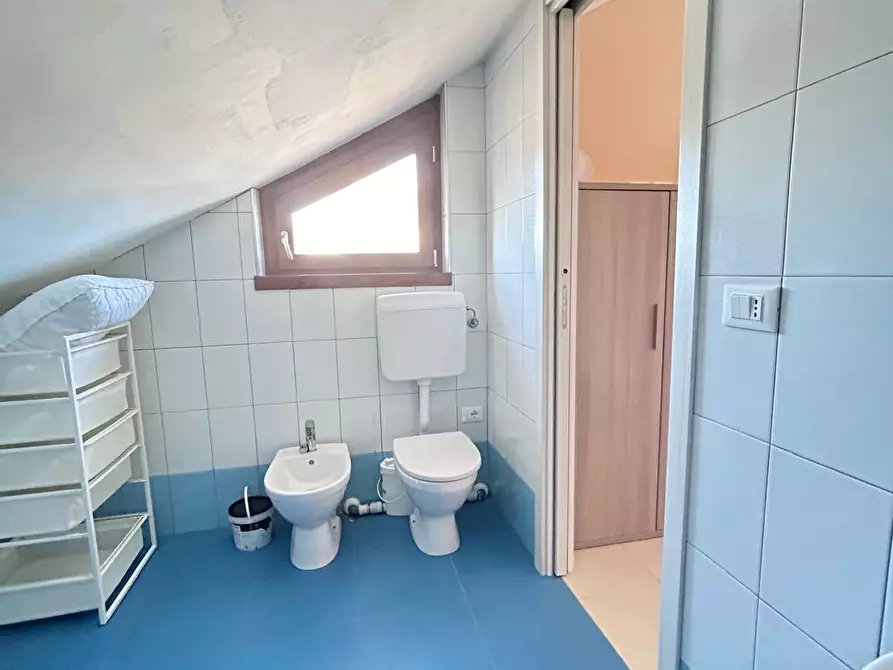 Immagine 10 di Quadrilocale in affitto  a Francavilla Al Mare