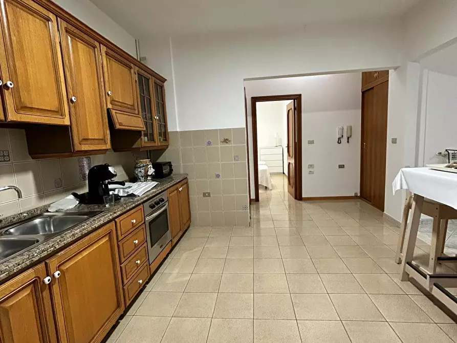 Immagine 12 di Pentalocale in affitto  in Viale Maiella 23/A a Francavilla Al Mare