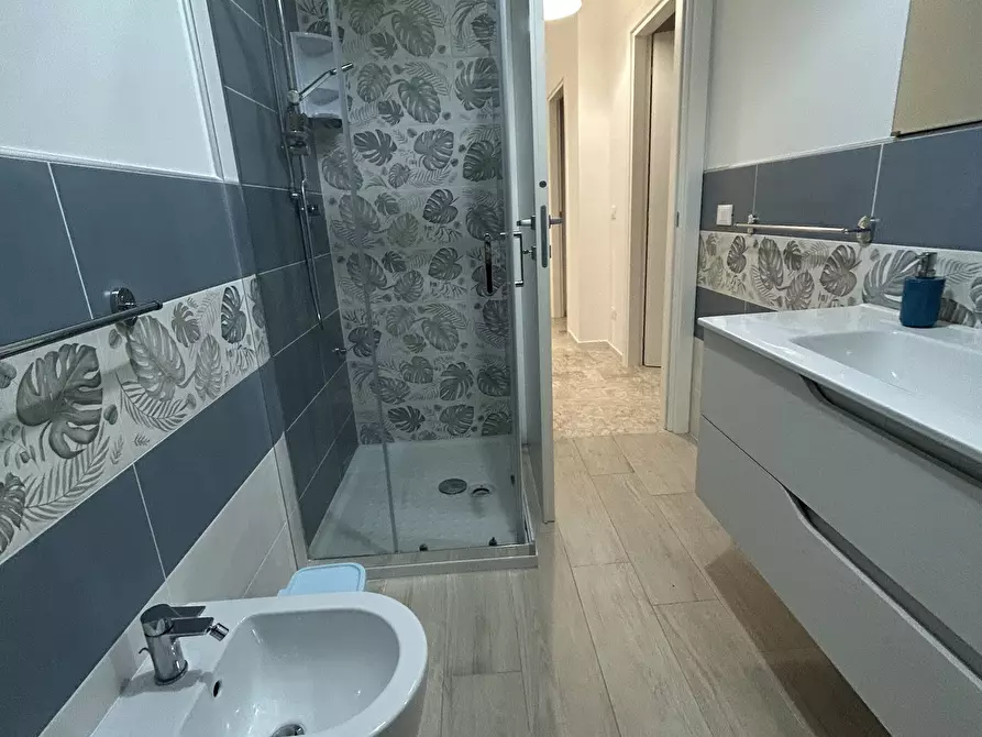 Immagine 19 di Quadrilocale in affitto  in Viale Maiella 23/A a Francavilla Al Mare