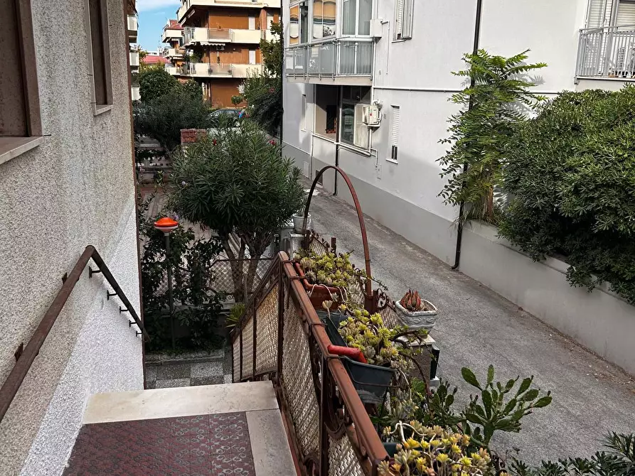 Immagine 1 di Quadrilocale in affitto  in Viale Maiella 23/A a Francavilla Al Mare