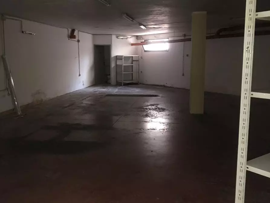 Immagine 2 di Capannone industriale in affitto  in Viale Maiella 23/A a Francavilla Al Mare