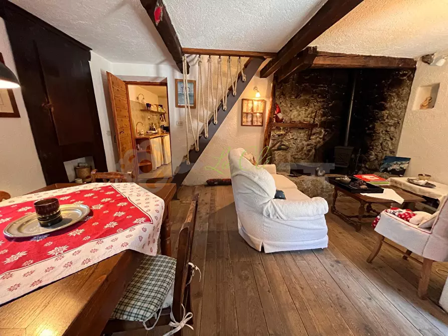 Immagine 6 di Baita in affitto  a Courmayeur