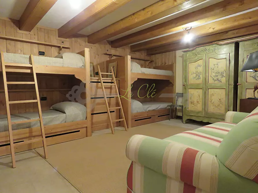 Immagine 13 di Trilocale in affitto  in Regione Belvedere 4 a Courmayeur