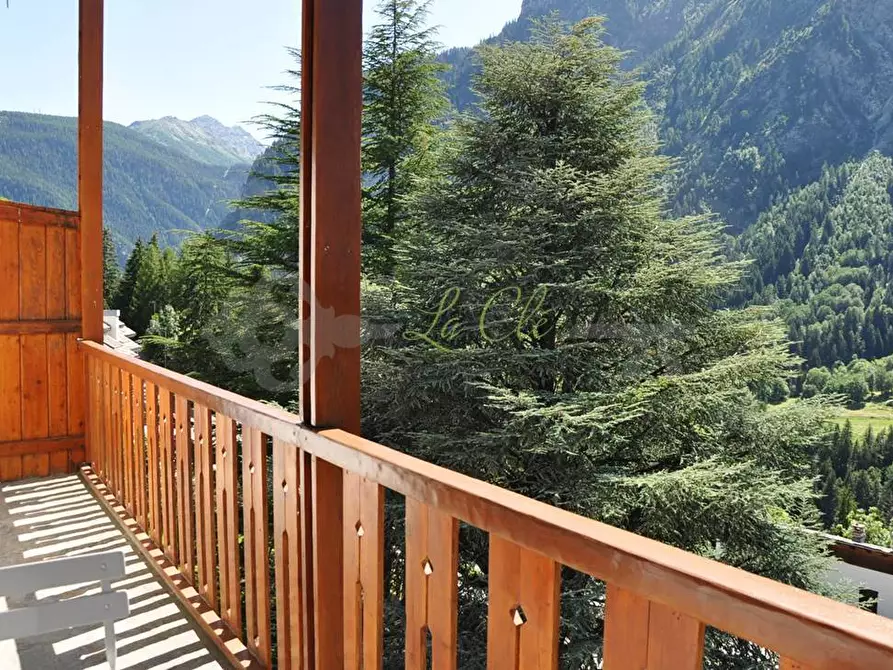 Immagine 25 di Quadrilocale in affitto  in Route de Verrand 10 a Pre'-Saint-Didier