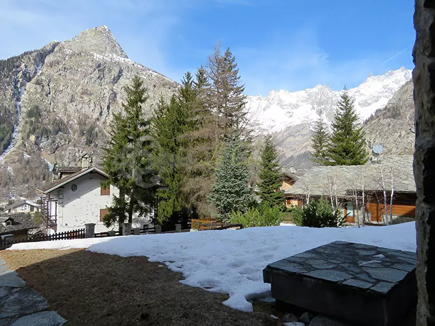 Immagine 17 di Quadrilocale in affitto  in Regione Belvedere 4 a Courmayeur