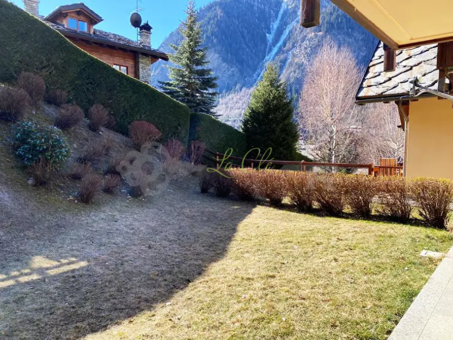 Immagine 26 di Trilocale in affitto  in Route de Pallusieux 13 a Pre'-Saint-Didier