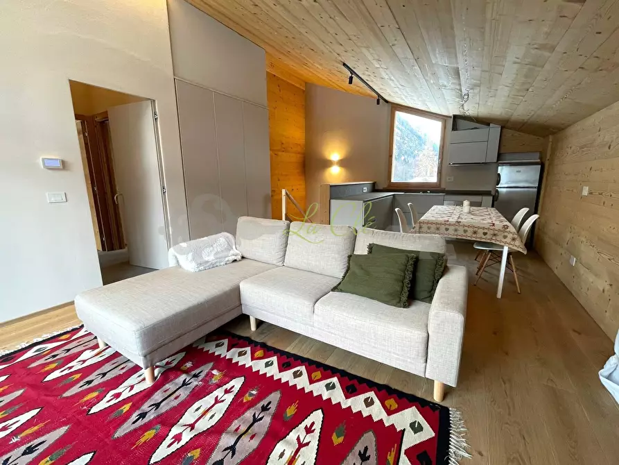 Immagine 4 di Trilocale in affitto  a Pre'-Saint-Didier