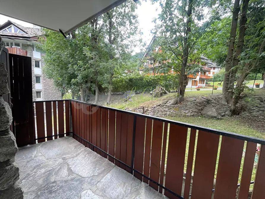 Immagine 13 di Trilocale in affitto  a Courmayeur