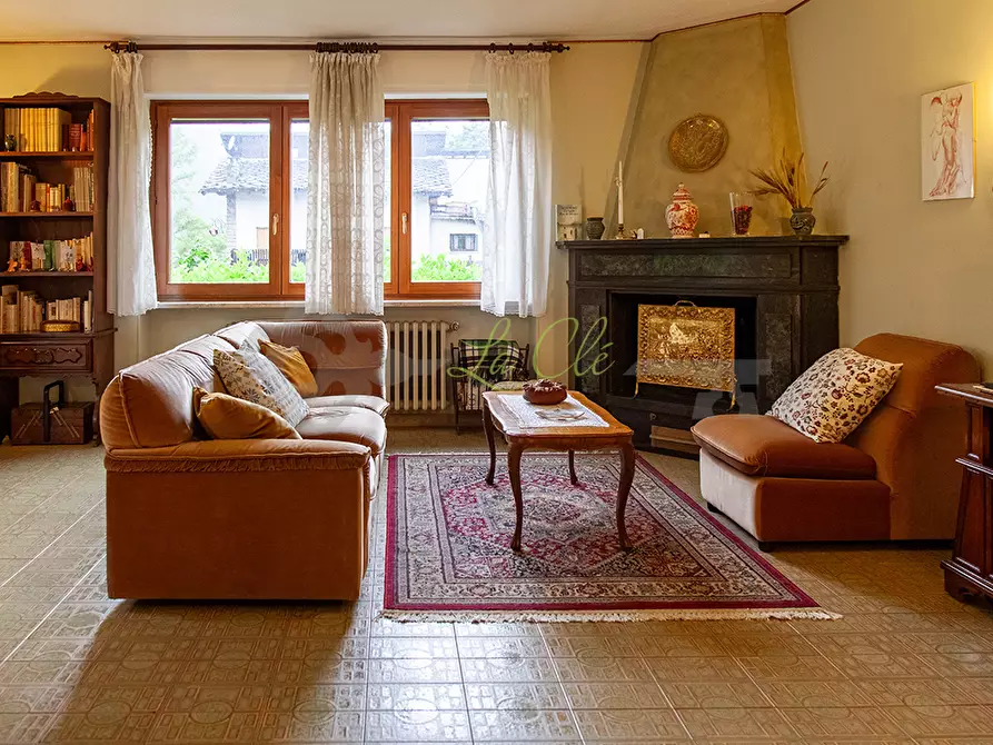 Immagine 1 di Villetta a schiera in vendita  a La Salle