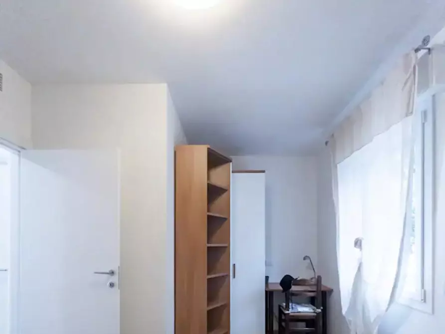 Immagine 7 di Bilocale in affitto  in Viale dei Mille 70 a Parma