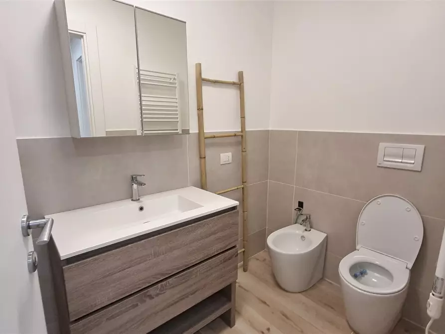 Immagine 9 di Bilocale in affitto  in Viale dei Mille 70 a Parma