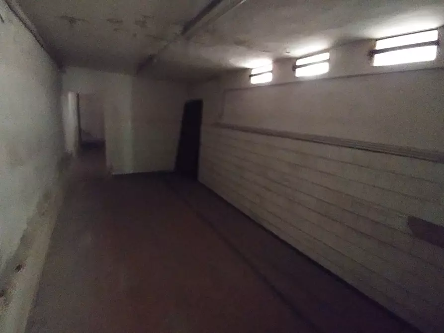 Immagine 16 di Attività artigianale in vendita  in Via del Murazzo 96a a Modena