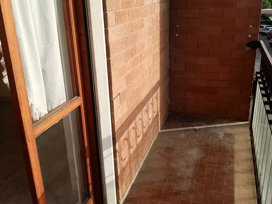 Immagine 30 di Quadrilocale in vendita  in Viale Giosuè Borsi 17 a Terni