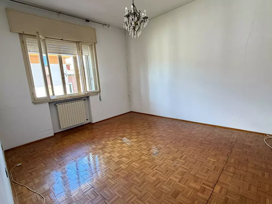 Immagine 6 di Quadrilocale in vendita  a Rovigo